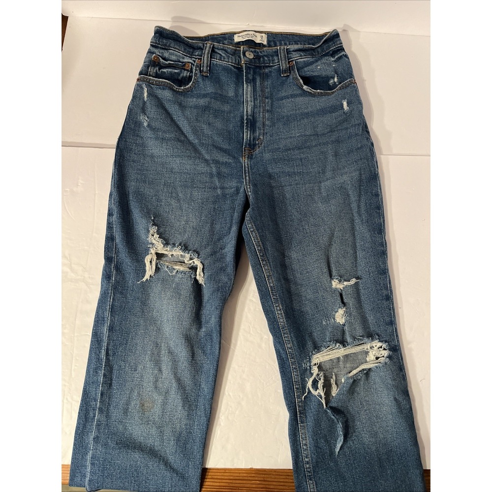 Abercrombie & Fitch Women's The Ankle Straight Ultra High Rise Jeans Size 28 / 6